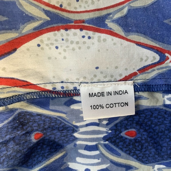 Blue,white & red printed cotton short dress. 2 pockets, shell buttons. - Picture 2 of 9